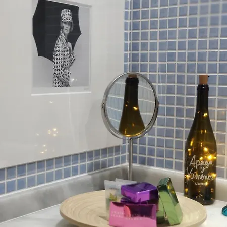 Luminoso Y Elegante, Piscinas Y Pistas De Pádel Apartamento *