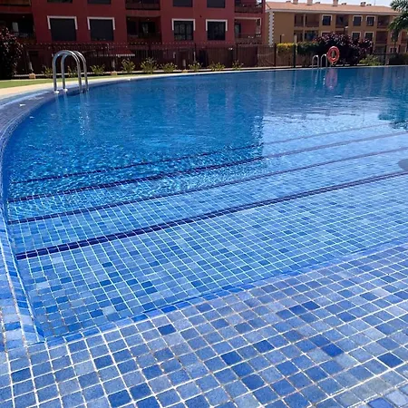 Luminoso Y Elegante, Piscinas Y Pistas De Padel Apartament *