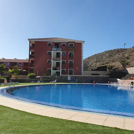 Apartamento Luminoso Y Elegante, Piscinas Y Pistas De Pádel