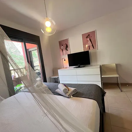 Mar Garden Oasis - Pools, Padel Y Relax Junto Al Mar Lägenhet